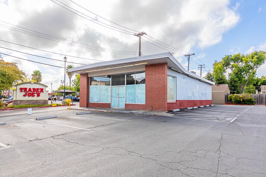 4900-4922 Folsom Blvd, Sacramento, CA à louer - Photo principale - Image 1 de 11