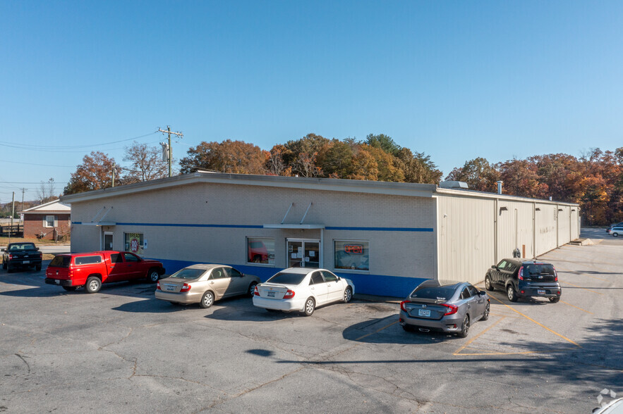 8110 White Horse Rd, Greenville, SC for sale - Primary Photo - Image 1 of 8