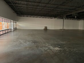 500 N IH 69, Robstown, TX for lease Interior Photo- Image 1 of 2