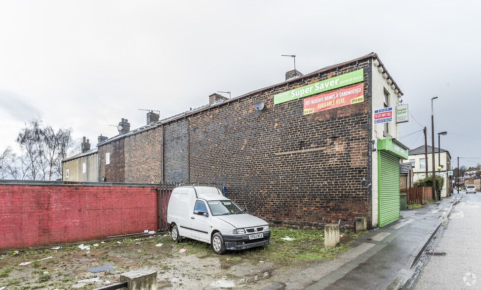 113 Hechmondwike Rd, Dewsbury à vendre - Photo du bâtiment - Image 2 de 13