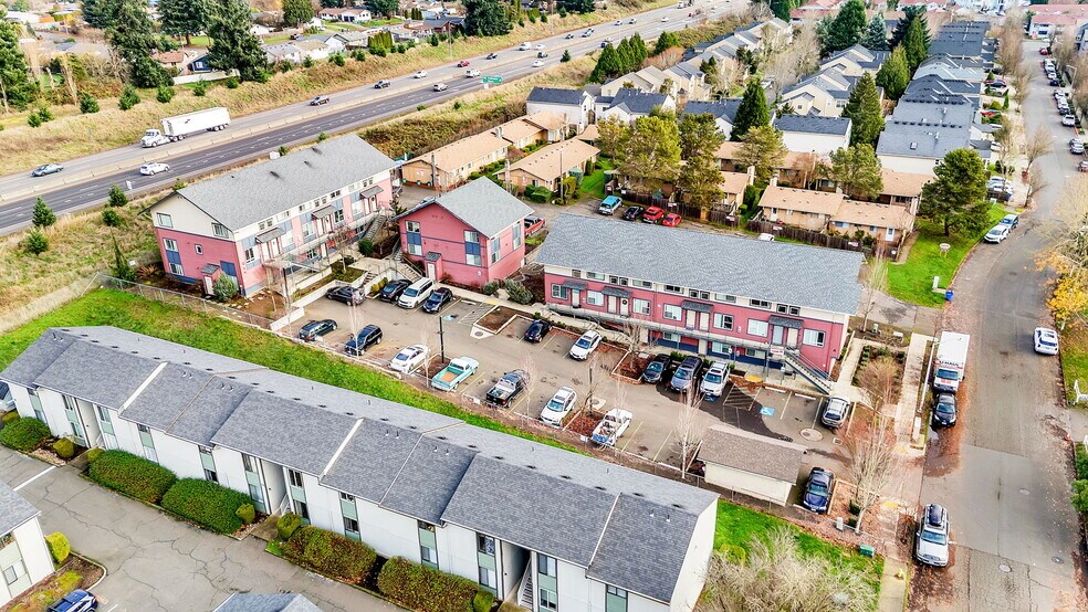 5750 NE 34th St, Vancouver, WA à vendre - Photo du bâtiment - Image 3 de 32