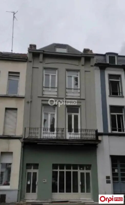 Retail in Lille for lease Building Photo- Image 1 of 2