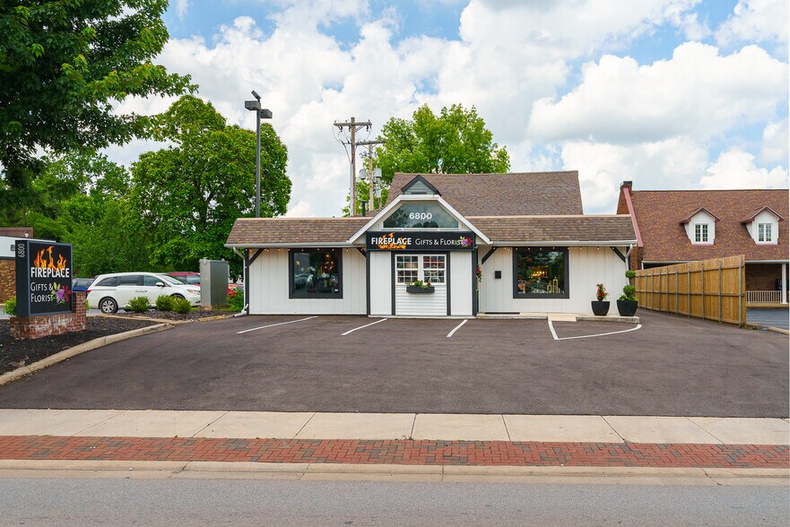6800 E Main St, Reynoldsburg, OH à vendre - Photo du bâtiment - Image 1 de 45