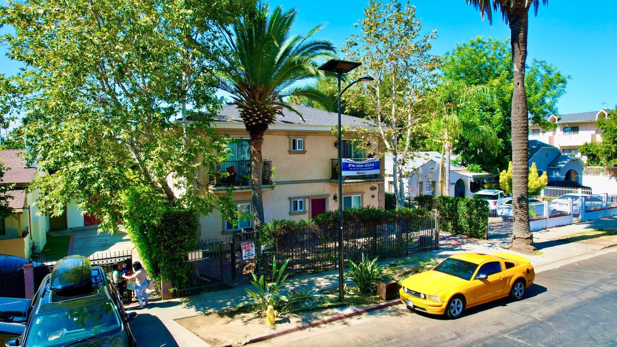 14762 Friar St, Van Nuys, CA à vendre Photo principale- Image 1 de 10