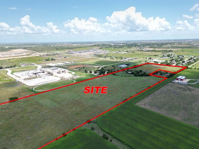 1730 CR-305 Jarrell, Jarrell, TX à vendre - Photo du bâtiment - Image 2 de 4