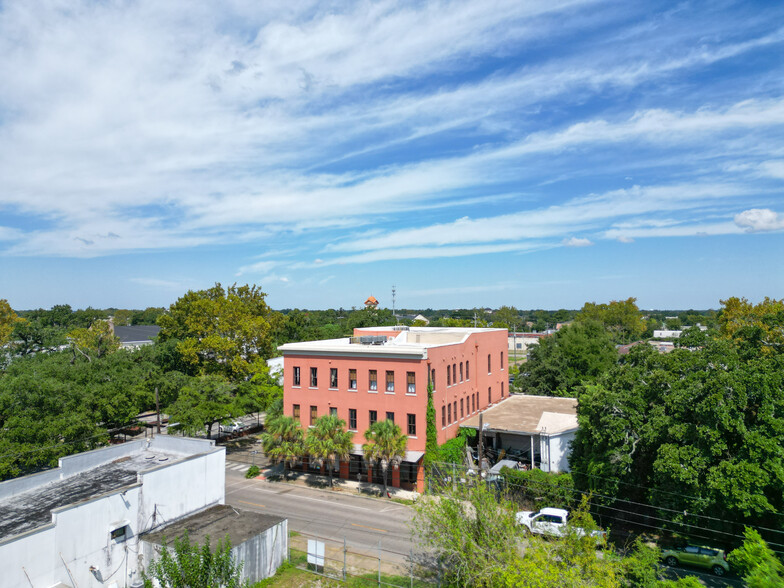 558 St Francis St, Mobile, AL à vendre - Photo du bâtiment - Image 1 de 5