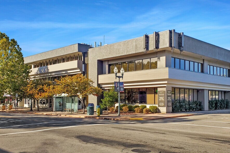 1500 Grant Ave, Novato, CA à louer - Photo principale - Image 2 de 11
