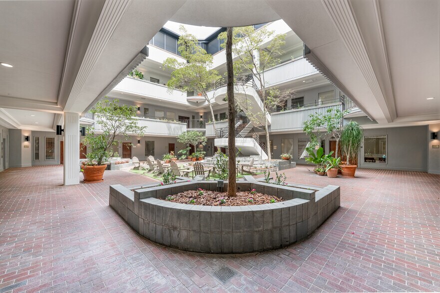 1800 2nd St, Sarasota, FL à louer - Photo du bâtiment - Image 2 de 23