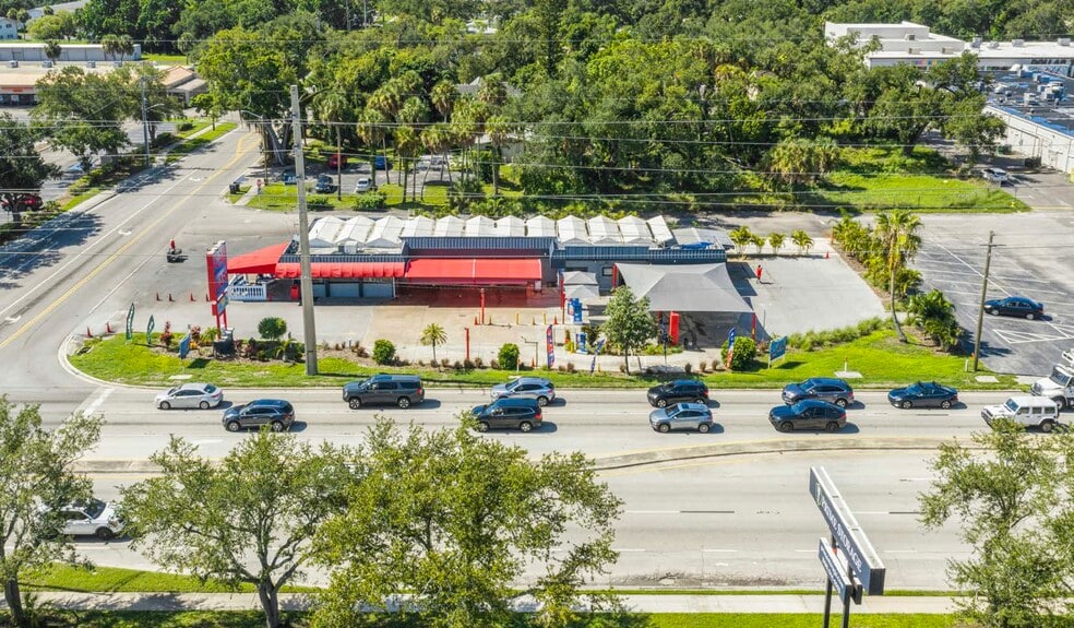 505 Cortez Rd W, Bradenton, FL for sale - Building Photo - Image 1 of 2