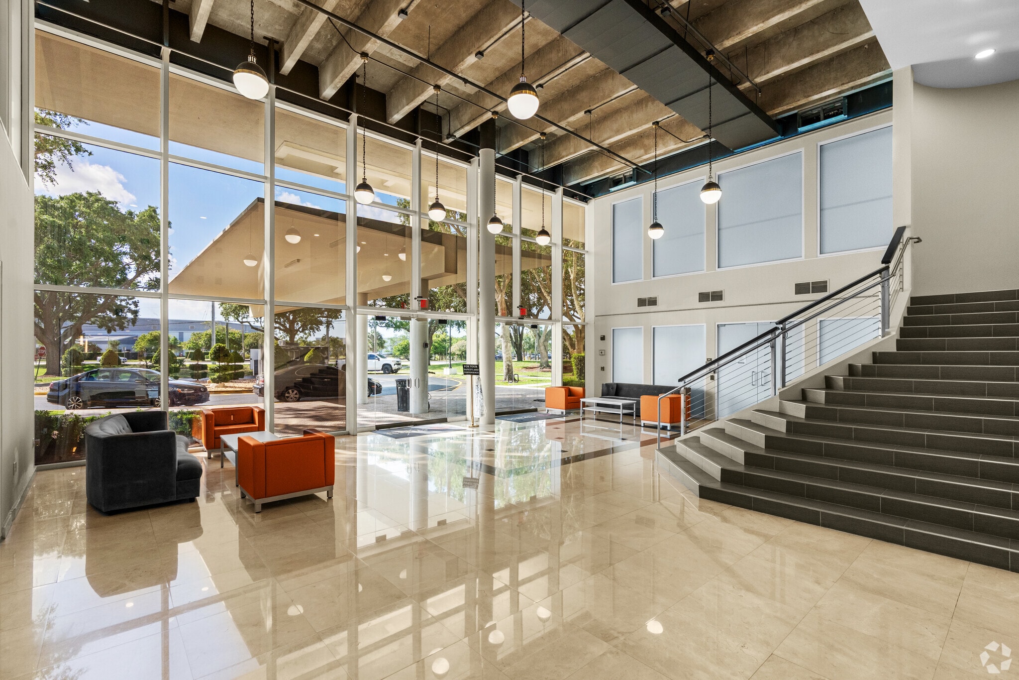 1901 W Cypress Creek Rd, Fort Lauderdale, FL for lease Lobby- Image 1 of 10