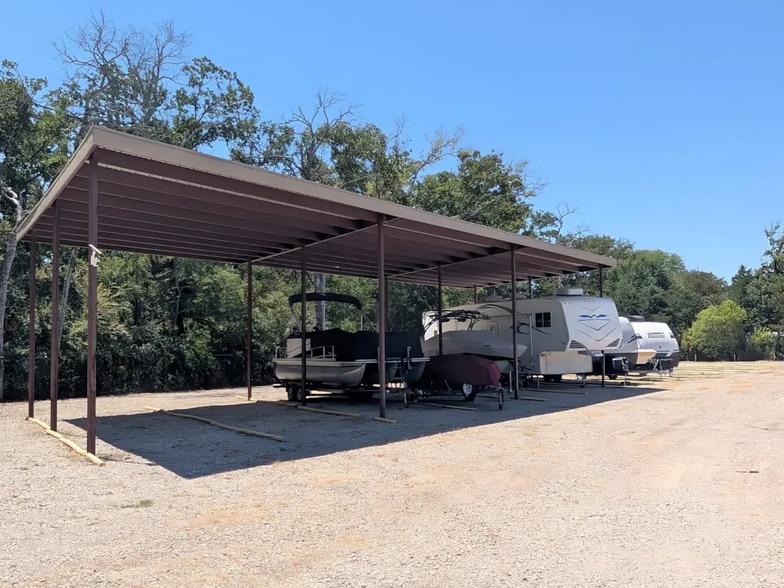 1204 N Tool Dr, Tool, TX for sale - Building Photo - Image 3 of 17