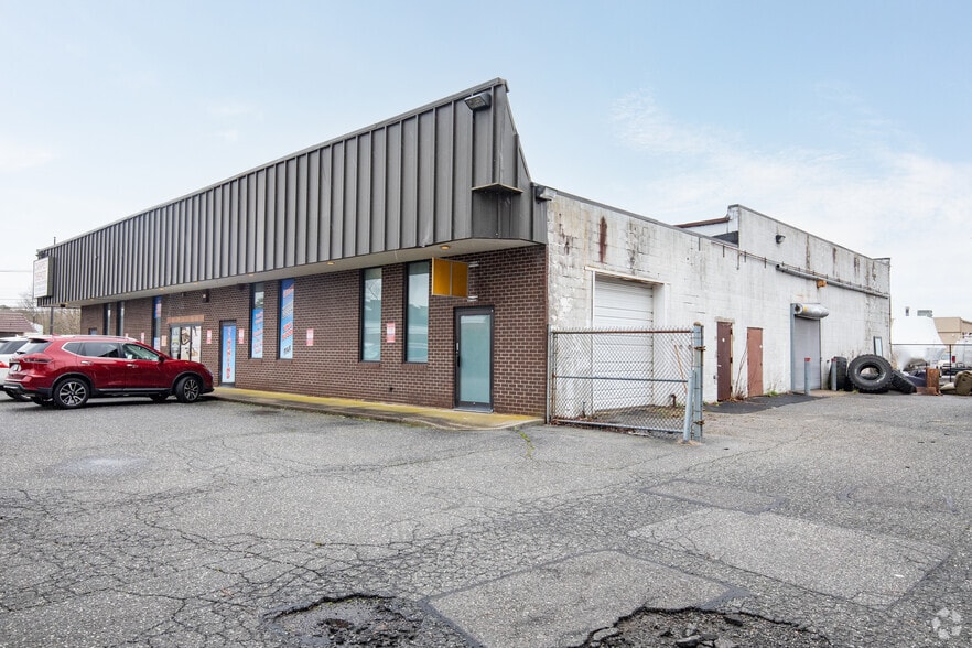 1870 Rt-112, Medford, NY for sale - Building Photo - Image 2 of 14