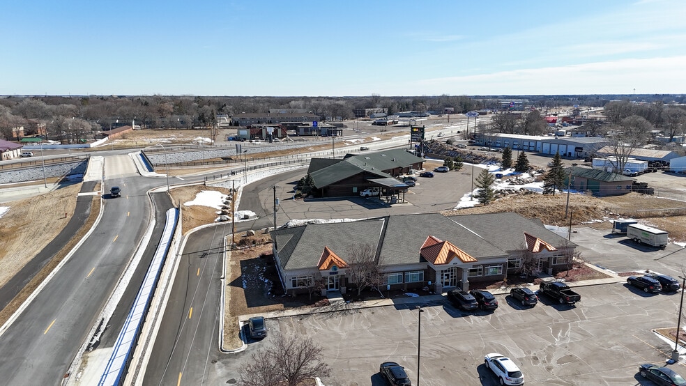 1020 4th St SE, Saint Cloud, MN for sale - Building Photo - Image 3 of 27