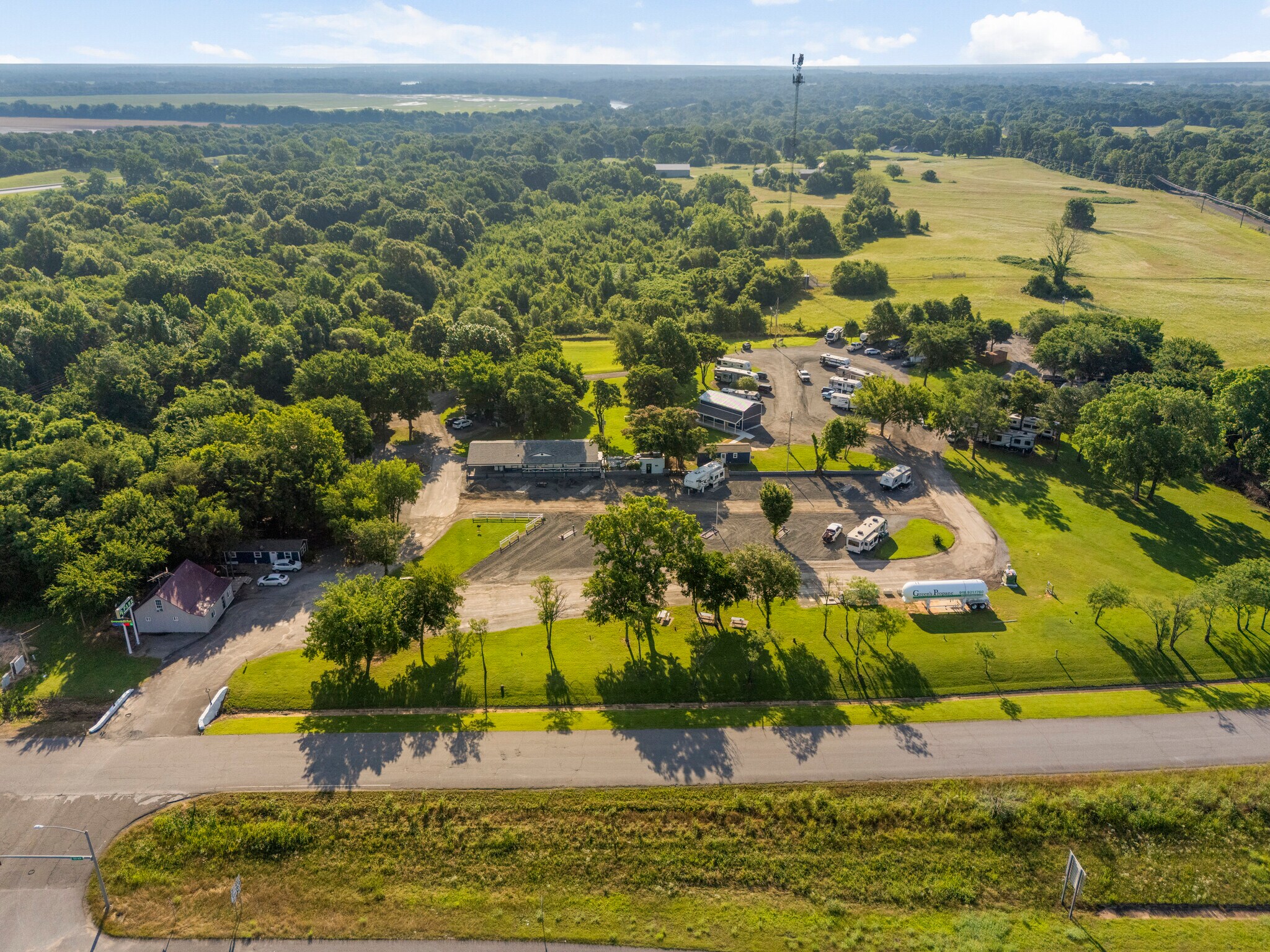 6476 N 35th St W, Porter, OK for sale Aerial- Image 1 of 31