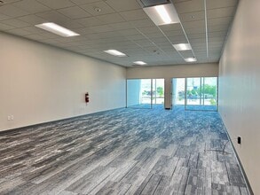 1333 S Valley Grove Way, Pleasant Grove, UT for lease Interior Photo- Image 1 of 4