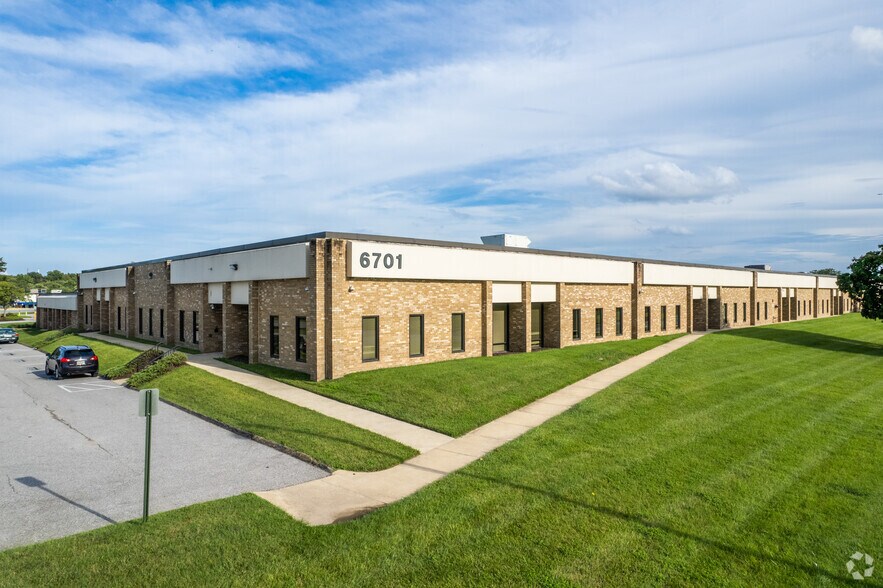 6701 Baymeadow Dr, Glen Burnie, MD à louer - Photo du bâtiment - Image 3 de 8