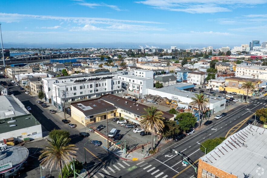 745 E 12th St, Oakland, CA for lease - Aerial - Image 3 of 3