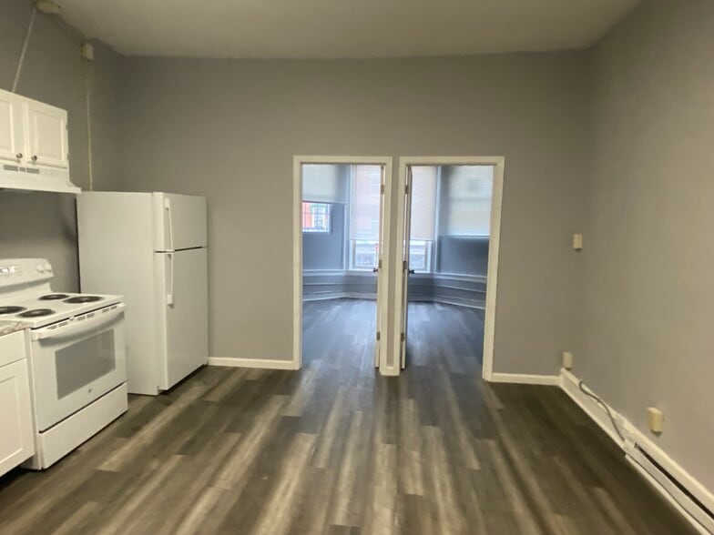 126 E Lincoln Hwy, Coatesville, PA à vendre - Photo intérieure - Image 2 de 31