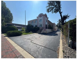 Plus de détails pour 8527 Grand Ave, River Grove, IL - Commerce de détail à vendre