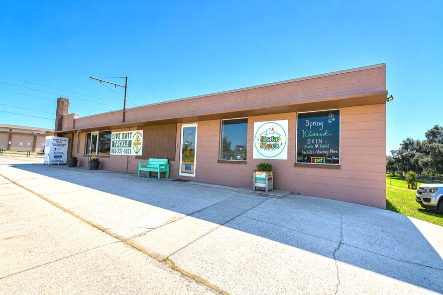 103-105 S Scenic Hwy, Frostproof, FL for sale - Primary Photo - Image 1 of 5