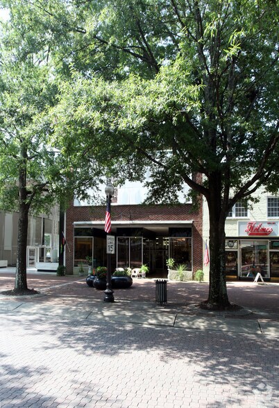 123-125 Hay St, Fayetteville, NC à vendre - Photo du bâtiment - Image 3 de 44