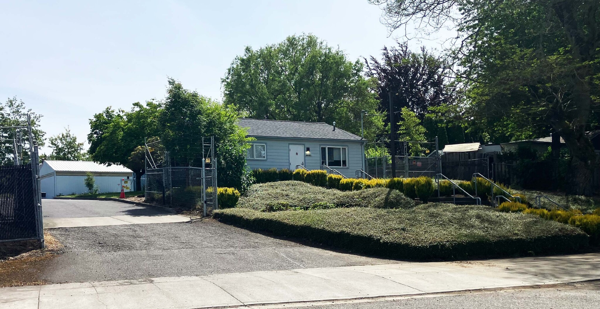 10930 NE Marx St, Portland, OR for sale Primary Photo- Image 1 of 10