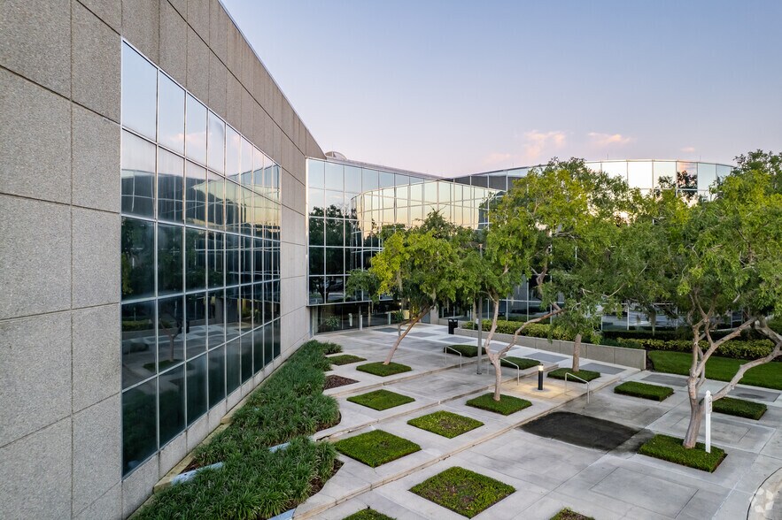 2600 Maitland Center Pky, Maitland, FL à louer - Photo du bâtiment - Image 3 de 7