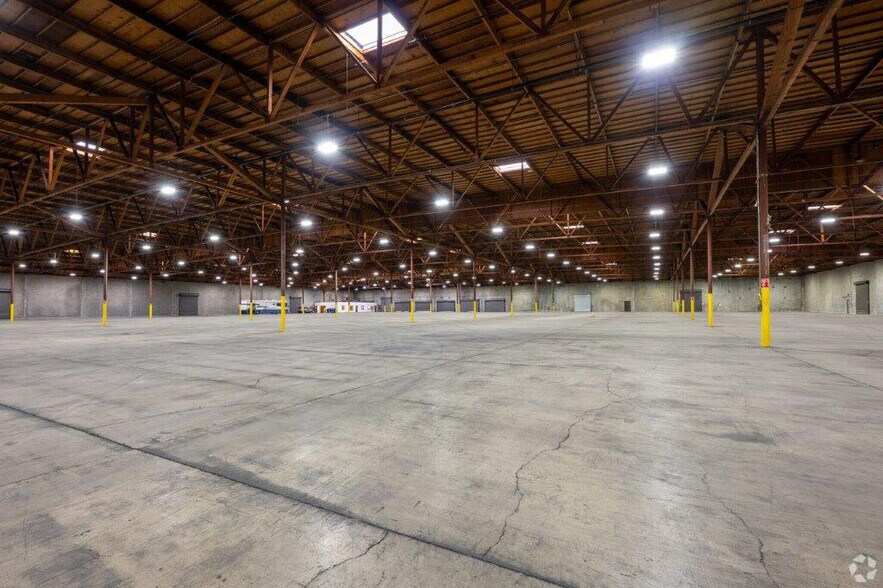 1203 N Gertrude Ave, Stockton, CA à louer - Photo du bâtiment - Image 2 de 34