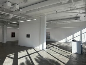 5103 W Adams Blvd, Los Angeles, CA à louer Photo intérieure- Image 2 de 5