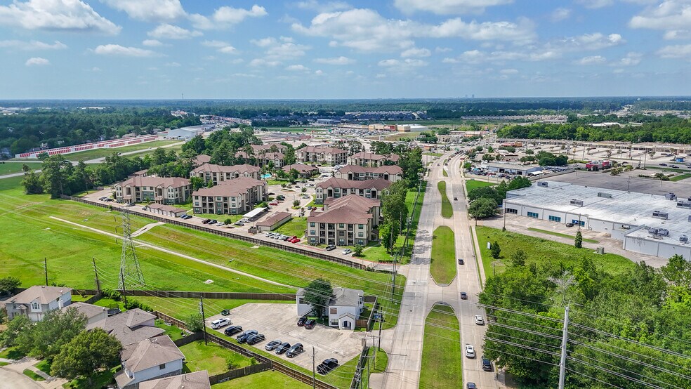 20713 Aldine Westfield Rd, Houston, TX à vendre - Photo du bâtiment - Image 1 de 52