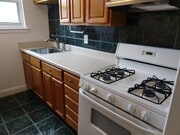 90 2A Kitchen Detail