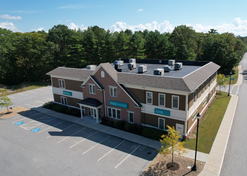 200 Commerce Dr, Northbridge, MA for lease - Building Photo - Image 1 of 3