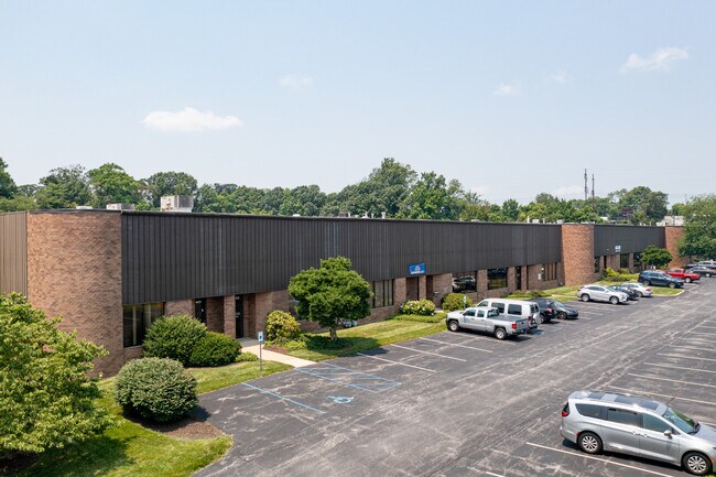 Plus de détails pour 408 Elmwood Ave, Sharon Hill, PA - Industriel à louer