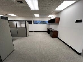 1933-1955 Jadwin Ave, Richland, WA à louer Photo intérieure- Image 1 de 7