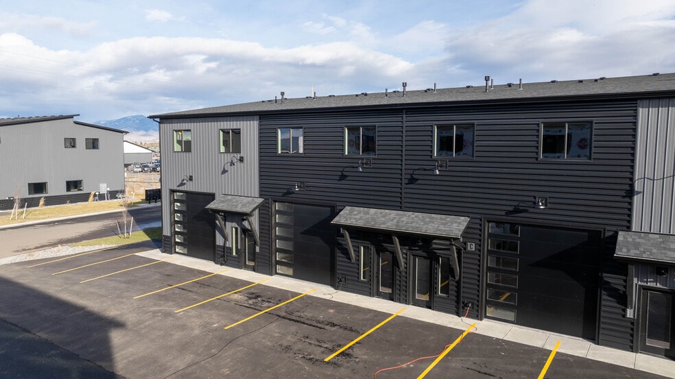 204 Fletching way, Belgrade, MT for sale - Building Photo - Image 3 of 25