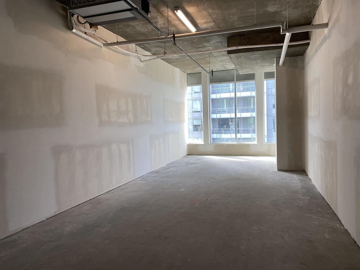 6378 Silver Ave, Burnaby, BC à louer Photo intérieure- Image 1 de 1