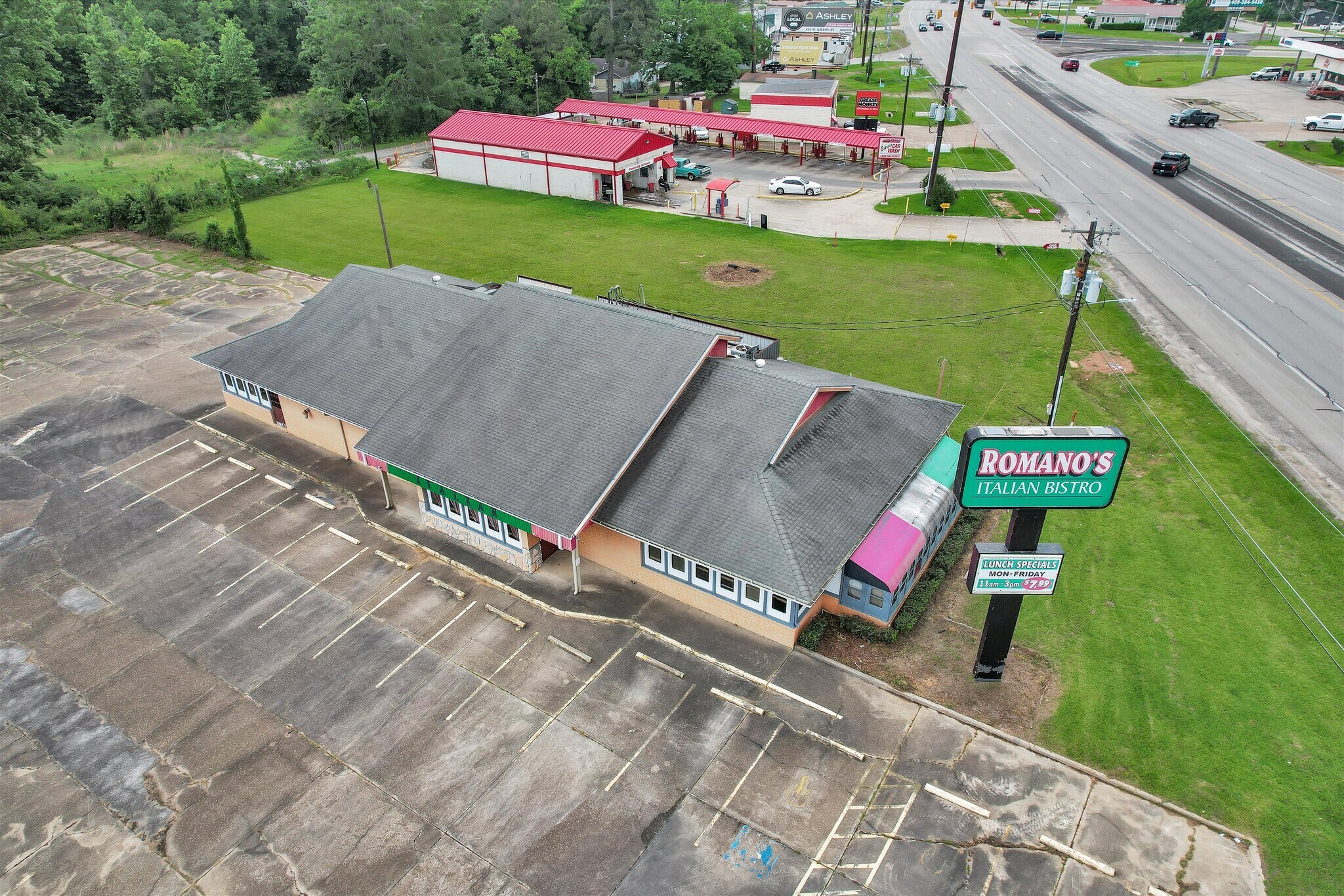 235 E Gibson St, Jasper, TX à louer Photo principale- Image 1 de 36