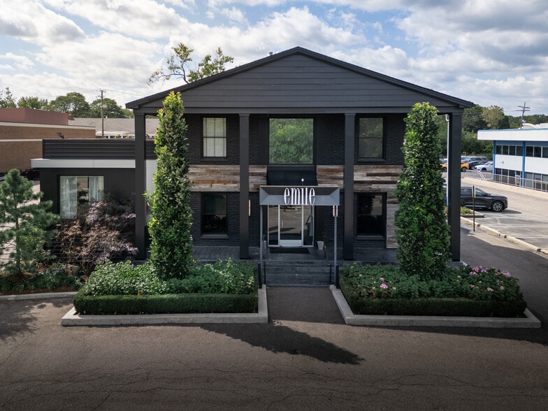 31409 Southfield Rd, Beverly Hills, MI à vendre - Photo du bâtiment - Image 1 de 4