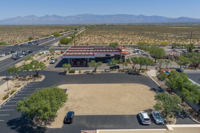 Plus de détails pour 7365 S Houghton Rd, Tucson, AZ - Commerce de détail à vendre