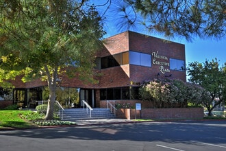 27201 Tourney Rd, Valencia, CA à louer Photo intérieure- Image 1 de 4