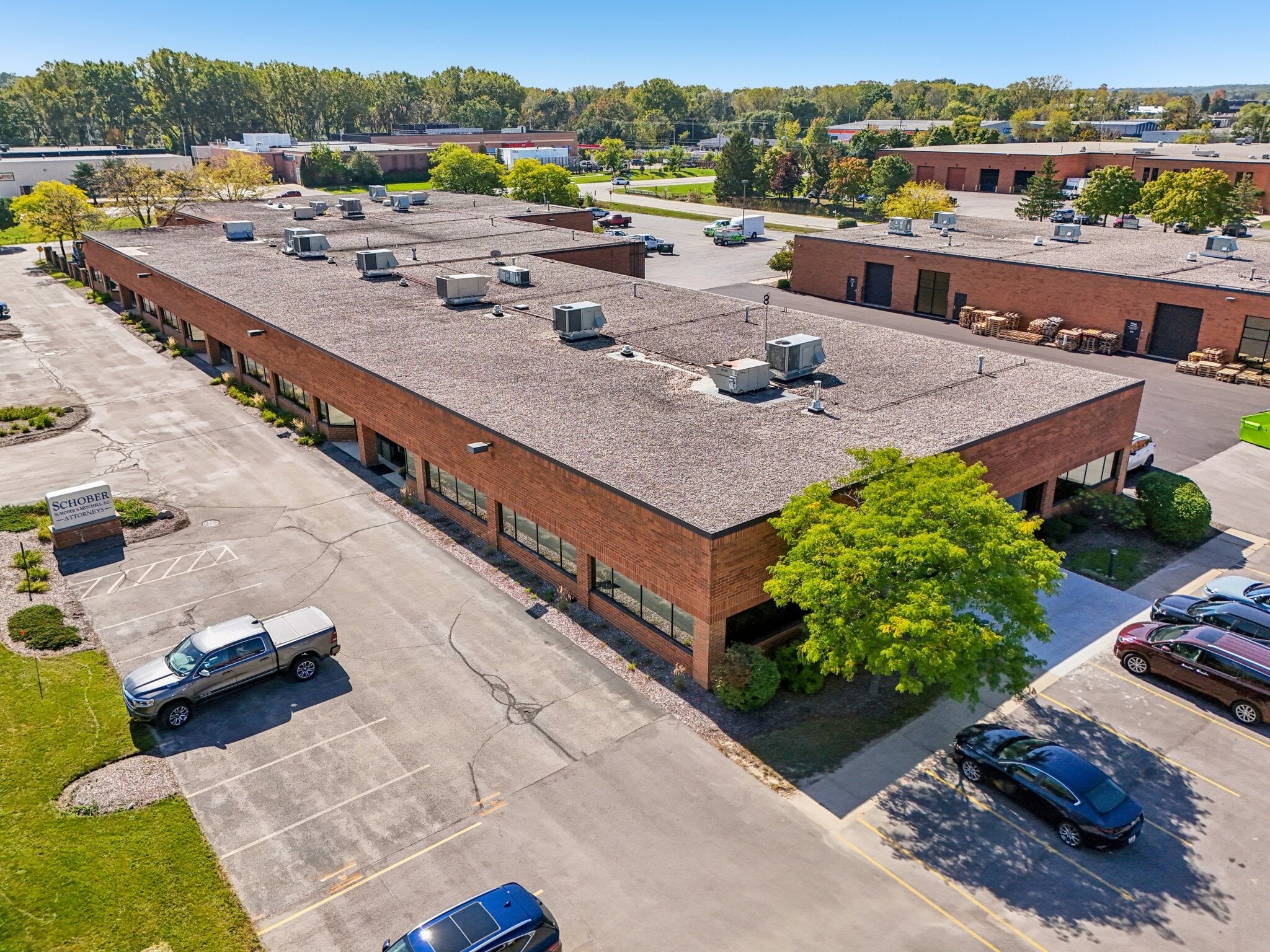2801-2827 S Moorland Rd, New Berlin, WI for lease Primary Photo- Image 1 of 7