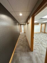 250 N Main St, Crown Point, IN à louer Photo du bâtiment- Image 2 de 6