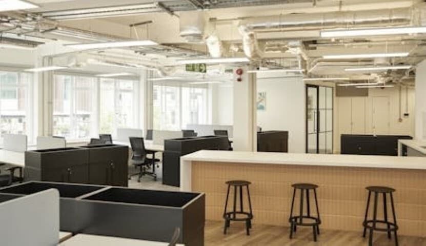 345 Oxford St, London for lease - Interior Photo - Image 2 of 18