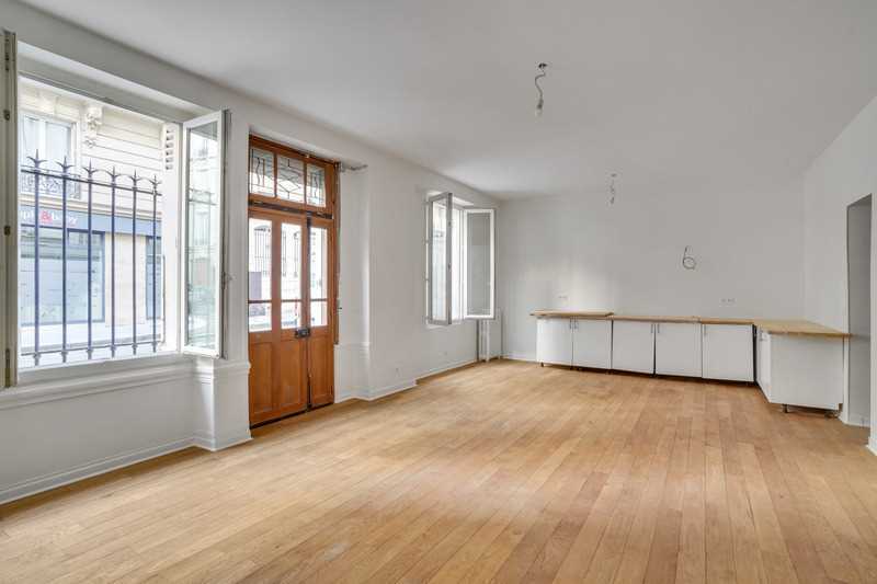 28 Rue De Turin, Paris for lease Interior Photo- Image 1 of 14