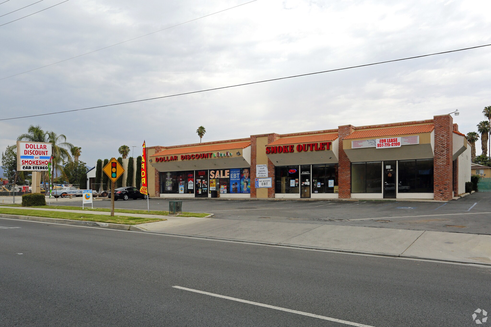41615-41627 Florida Ave, Hemet, CA for lease Primary Photo- Image 1 of 6