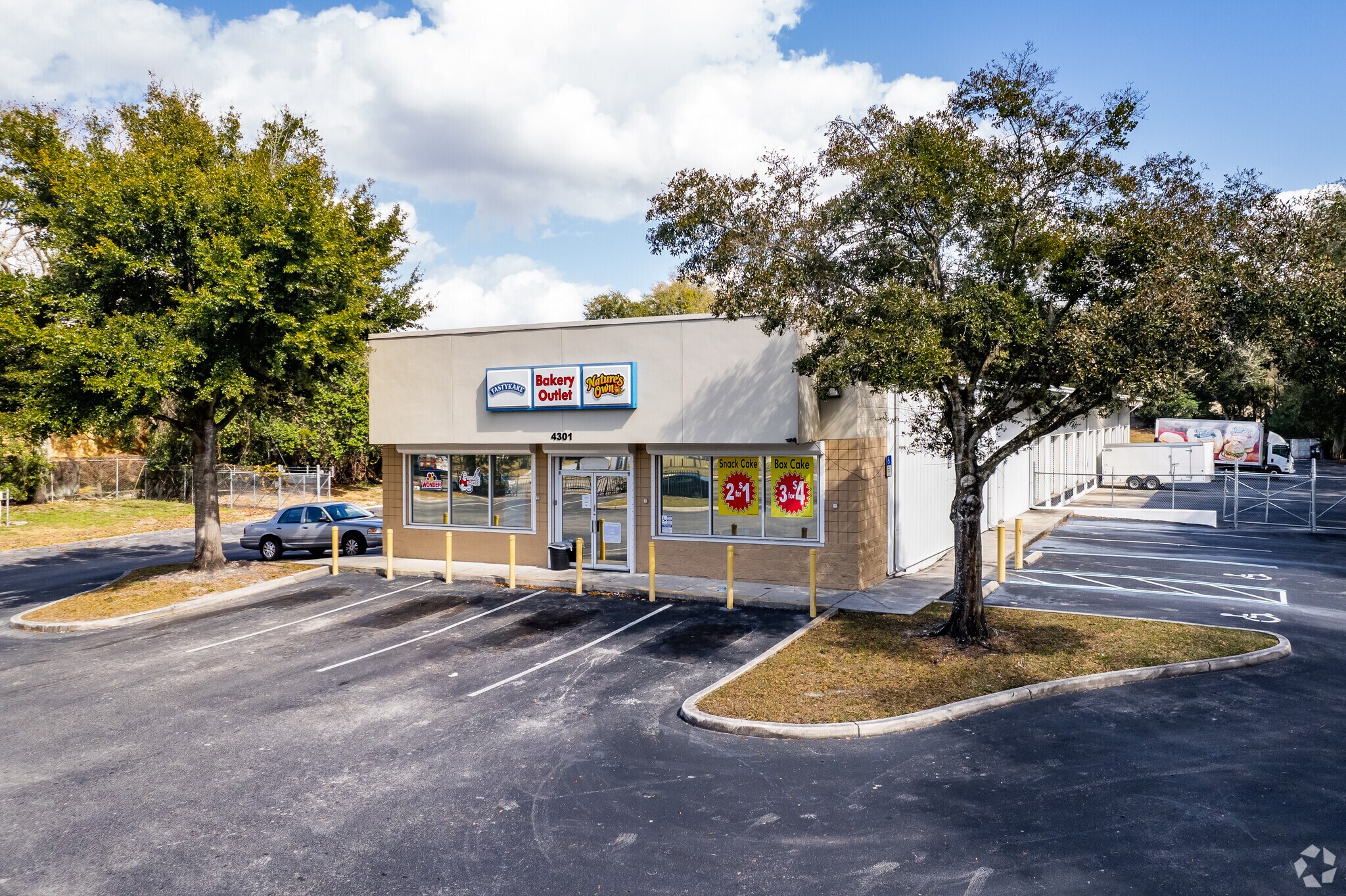 4301 N Pine Hills Rd, Orlando, FL for lease Primary Photo- Image 1 of 6