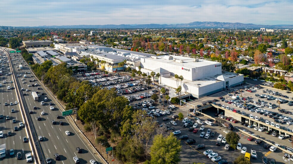 14040 Riverside Dr, Sherman Oaks, CA à louer - Aérien - Image 2 de 5