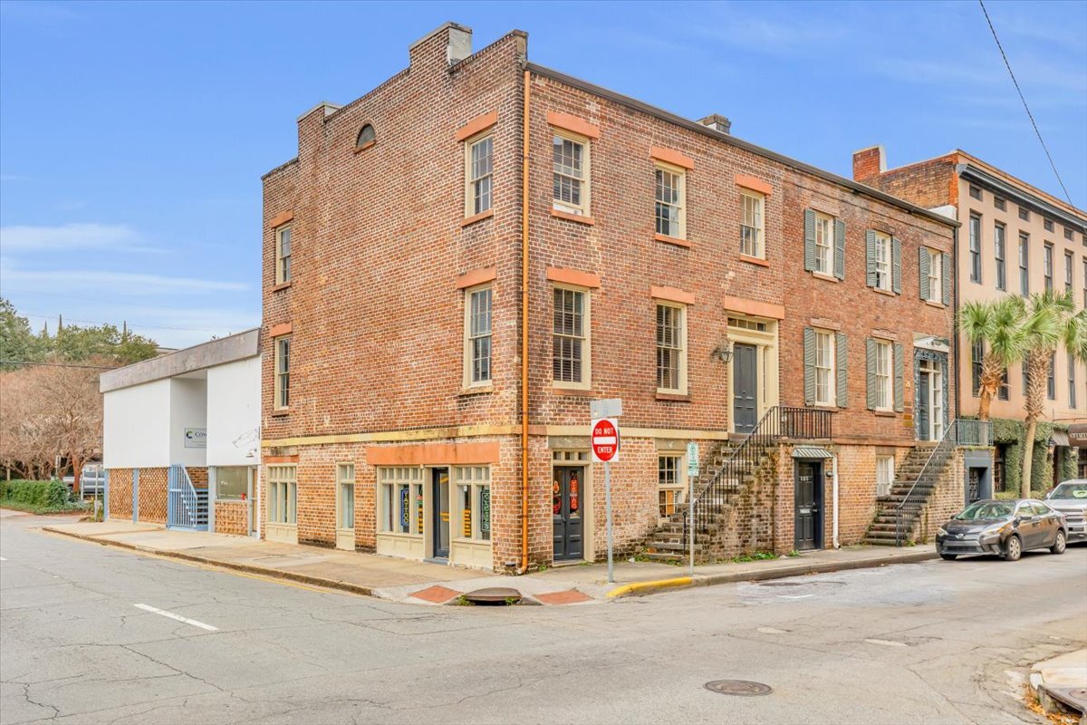 25 E York St, Savannah, GA for sale Primary Photo- Image 1 of 11