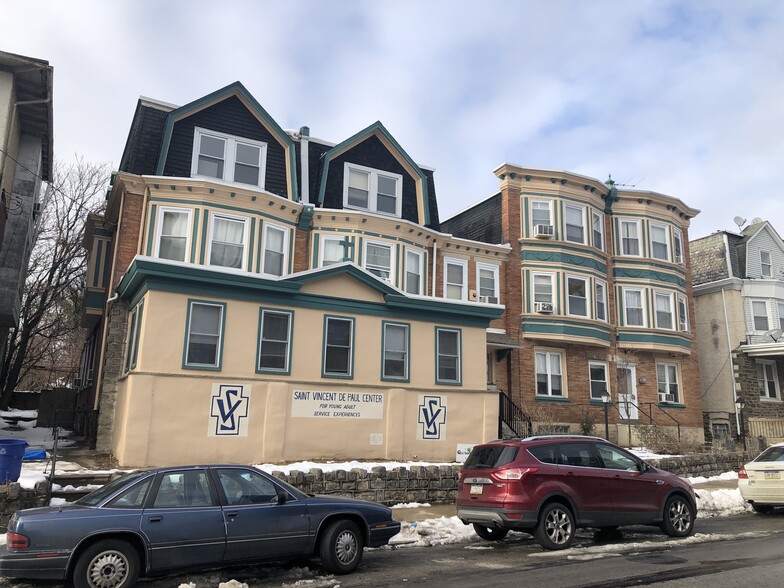 45-51 W Logan St, Philadelphia, PA à vendre - Photo du bâtiment - Image 2 de 15