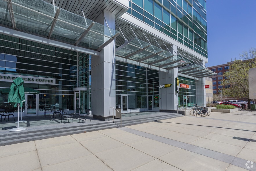 396 11th Ave SW, Calgary, AB for sale - Building Photo - Image 3 of 8